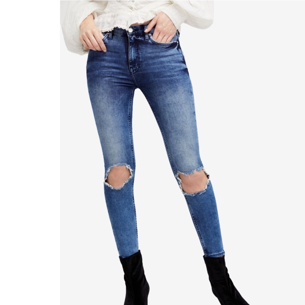 Free People Mid Rise Busted Knee Stretchy Skinny Jeans 24 NWT - Picture 2 of 13